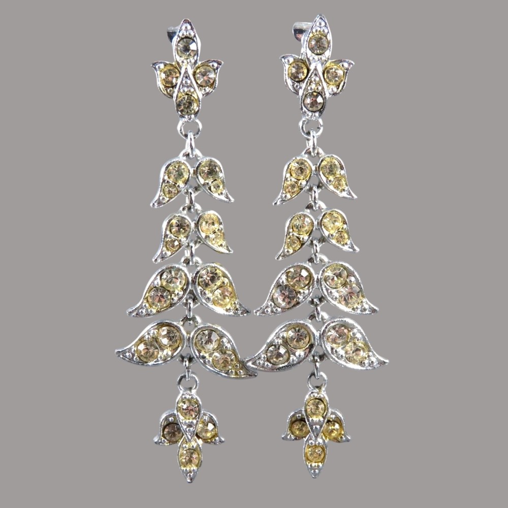 Vintage SARAH COVENTRY CLIP-ON EARRINGS Silver w/Clear Rhinestones HOLIDAY ICE